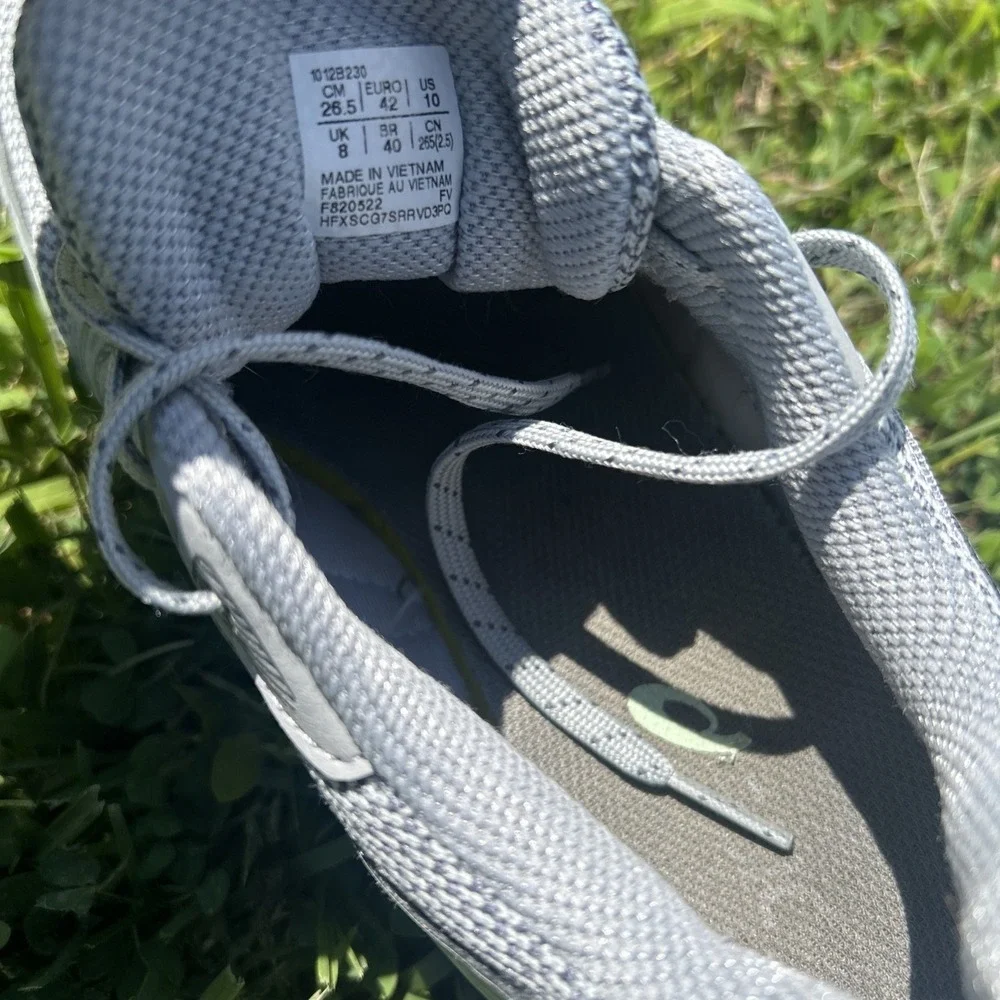 Asics size 10